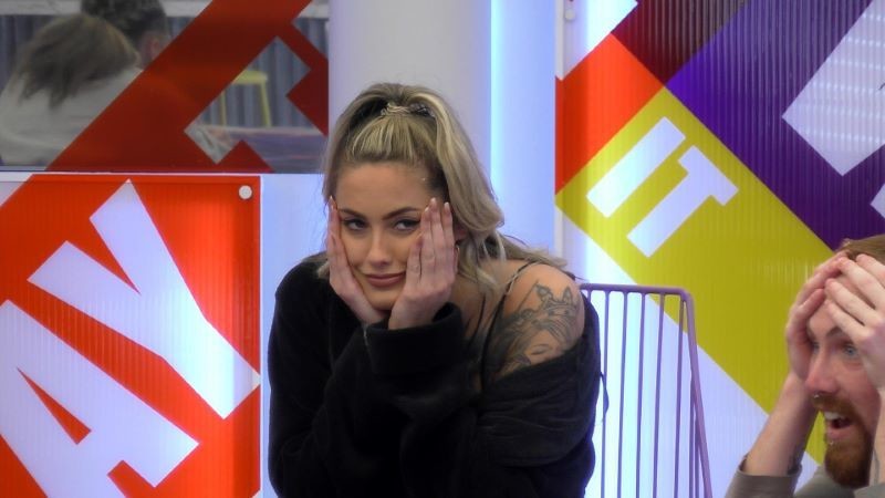 Other image for Sian’s family praying for her to win Big Brother
